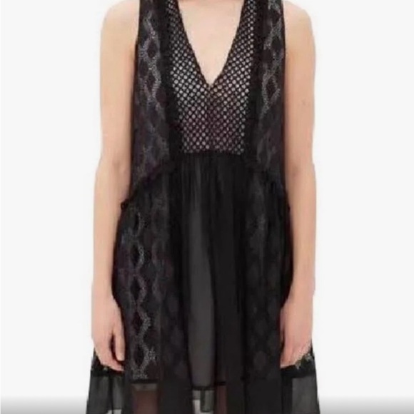 Sandro Dresses & Skirts - Sandro Paris Reem Lace Shift Dress